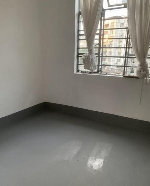 毛坯房地板革铺设指南