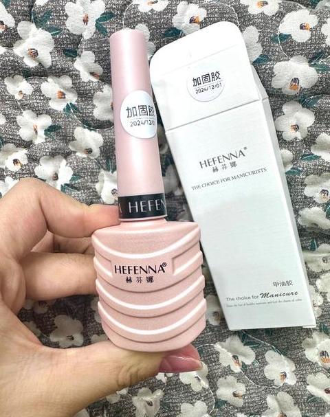 美甲胶水是什么胶