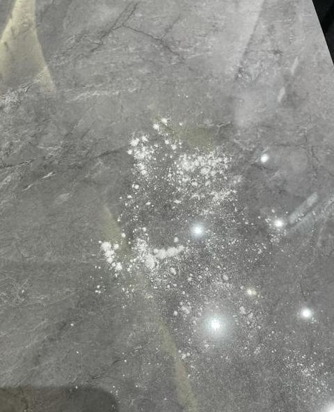 瓷砖蜡渍清洁技巧全解析