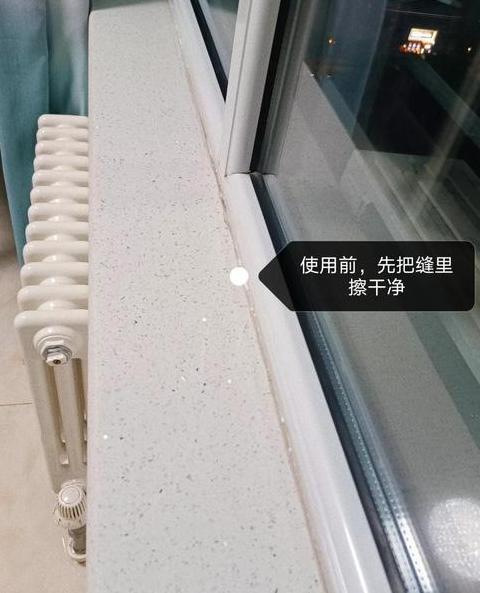 泡沫板粘玻璃胶水推荐及万能胶使用指南