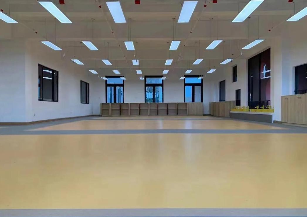 卫生间PVC地板安装指南及优势