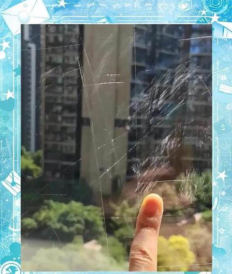 前挡风玻璃内侧划痕修复技巧大盘点