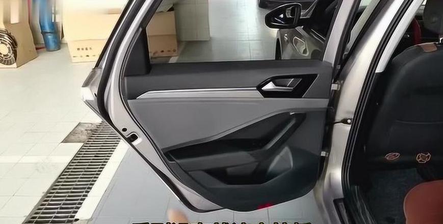 车门玻璃升降吱吱响