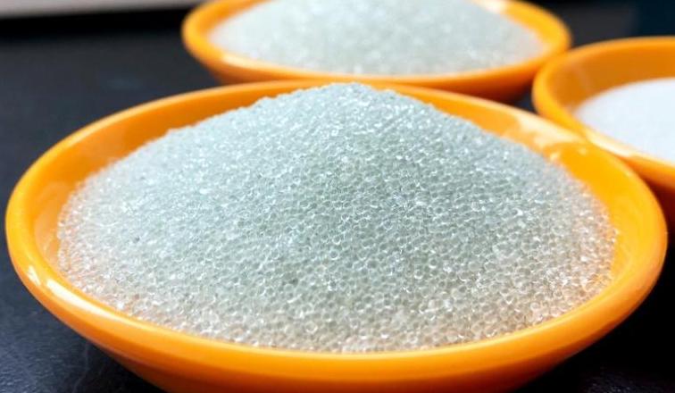 玻璃制造企业：从原料合成到成品生产的全流程解析