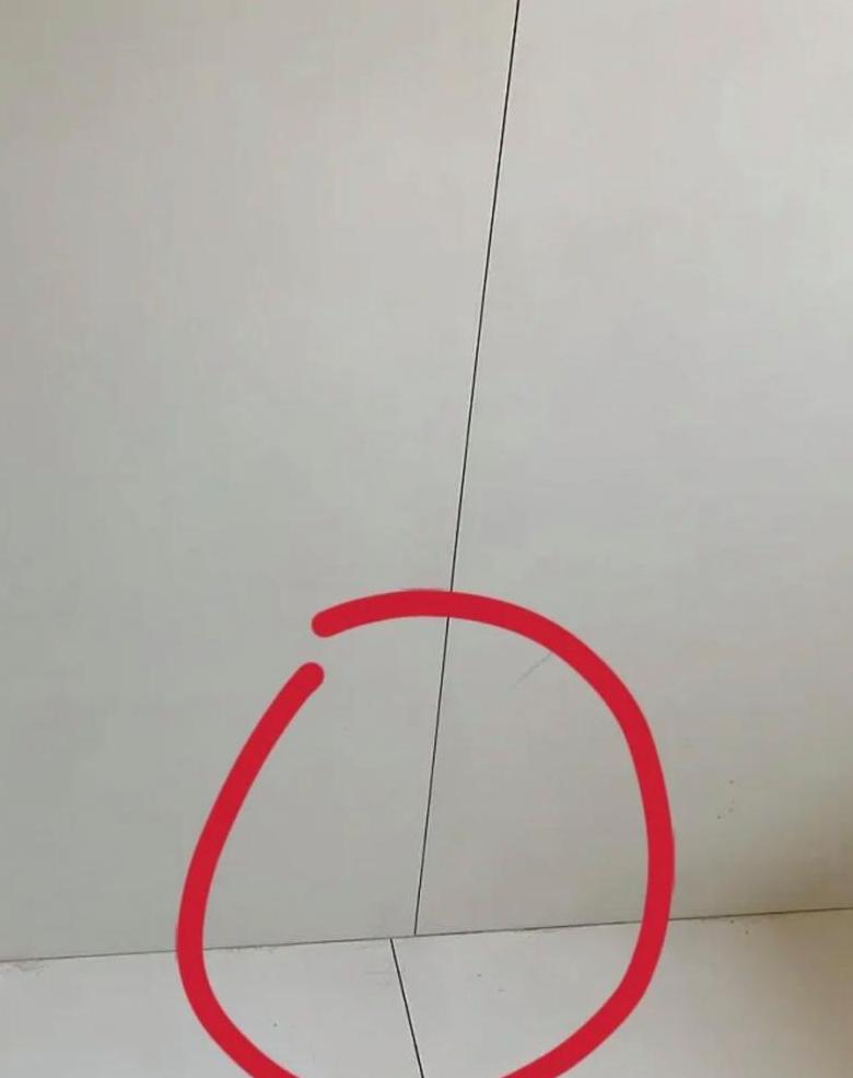 瓷砖缝正对门中风水禁忌及影响解析