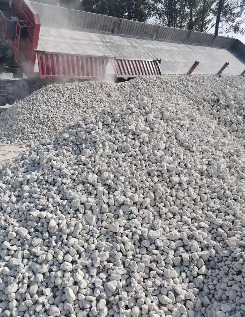 水泥石灰膏砂浆与石膏砂浆：成分与应用解析