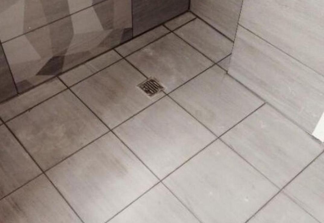 瓷砖地板渗水处理指南