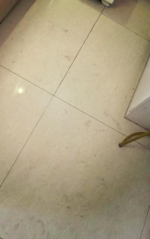 下雨天地板砖渗水处理攻略